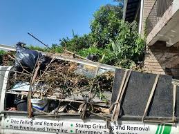 Best Property Management Cleanouts  in East Dundee, IL